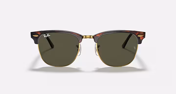 Vista frontal de Ray-Ban Clubmaster